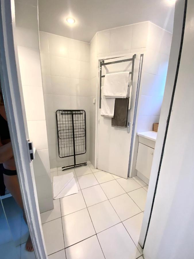 Elegant Studio Et Parking Dans Batiment Historique Сен-Тропе Экстерьер фото